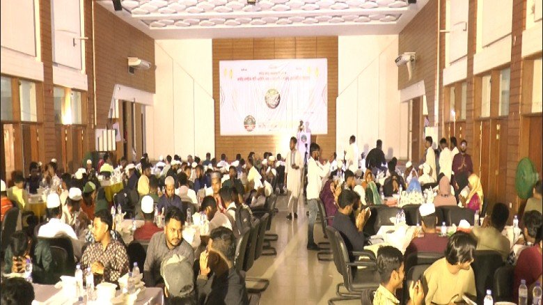 তারাব পৌর অডিটোরিয়ামে এনসিপির ইফতার মাহফিল ও আলোচন...