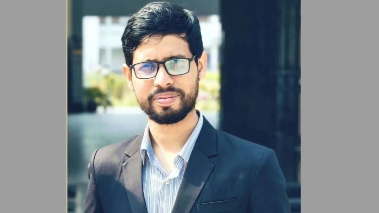 মাস্টার্সের শেষ সেমিস্টারে সিজিপিএ ৪-এ ৪ পেলেন রাকসু ভিপি জাহিদ